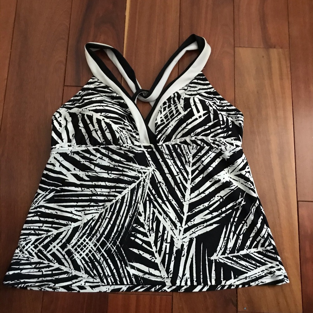 Beautiful South Point Tankini Top Sz 16